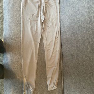 Zyia Dark Gray Peak Zipper Joggers Long Size M